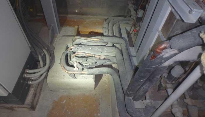 So sollte es nicht in einem Atomkraftwerk aussehen: Baumängel im AKW Mochovce So sollte es nicht in einem Atomkraftwerk aussehen: Baumängel im AKW Mochovce