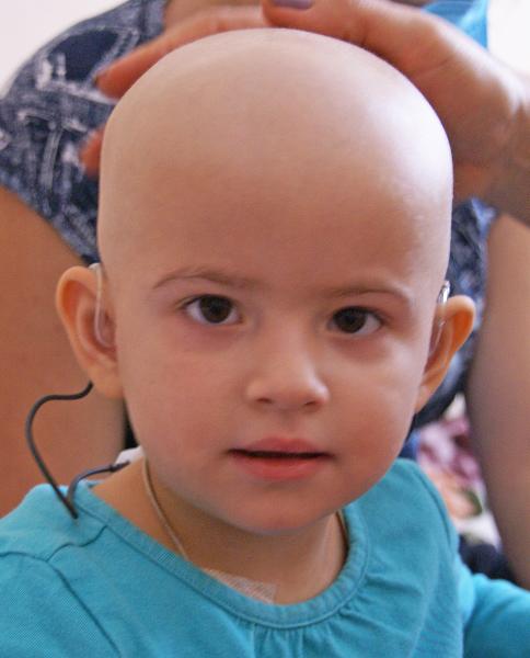 Patientin im Kinderkrankenhaus Pörträtaufnahme von einem Kind im Kinderkrankenhaus Nr. 16 in Kharkov
