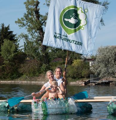 Müllboot Alte Donau Müllboot Alte Donau