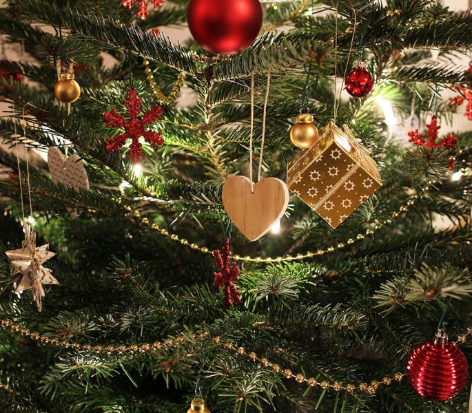 Christbaumschmuck selber basteln Christbaum