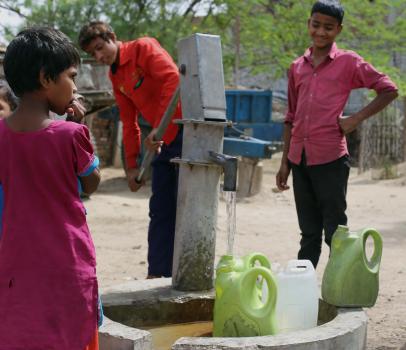 Belastetes Wasser in Indien