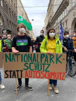 Lobau Demo
