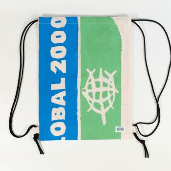 Upcycling-Rucksack mit GLOBAL 2000 Logo