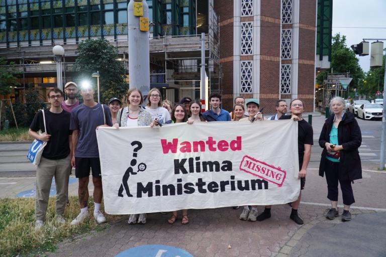 Aktion mit Banner