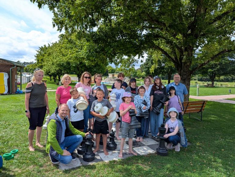 Gruppenfoto im Park