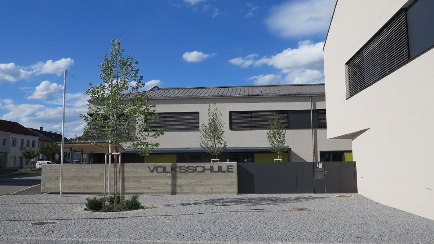 Volkssschule Sierndorf