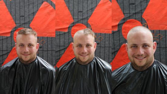 Glatze oder Spende am Novarock