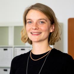 Josefine Hüttisch Josefine Hüttisch Global 2000 Pressesprecherin