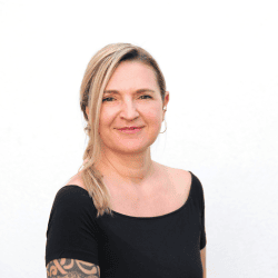 Porträt Nina Sandner