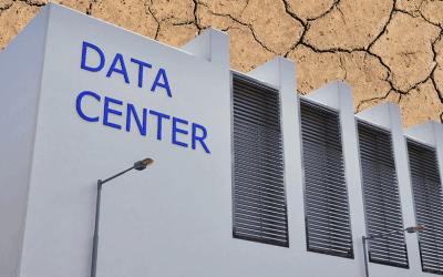 Bildmontage: Gebäude mit Aufschrift Data Center vor trockenem, rissigen Boden