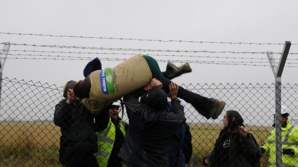 Protest rund um Atomkraftwerk Hinkley Point C