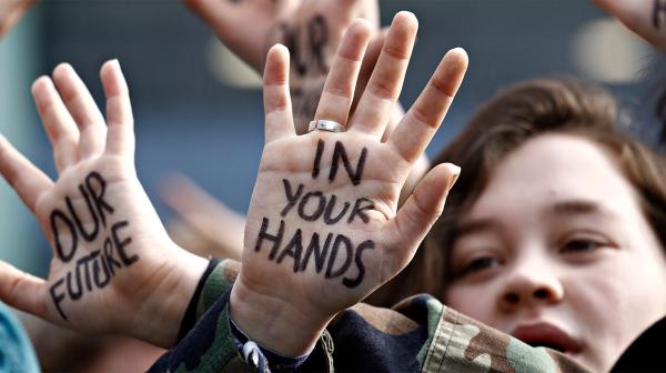 Klimademo - Kinder demonstrieren für ihre Zukunft (c) Alexandros Michaillidis / Shutterstock