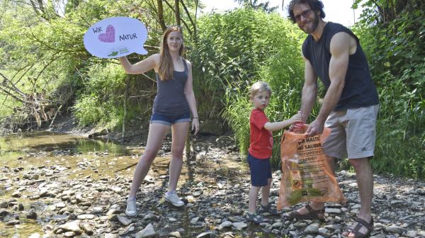 Das war der 1. NaturPutzer-Tag: Familien engagieren sich!