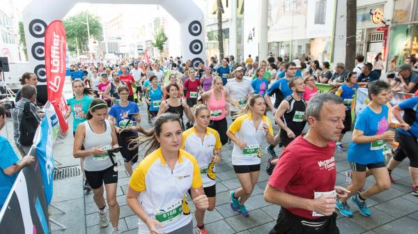 Läufer beim GLOBAL 2000 Fairness Run in Wien