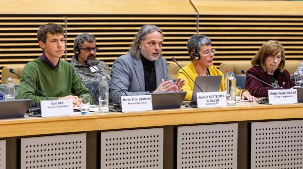 Martin Dermine, Helmut Burtscher-Schaden und weiter Initiator:innen bei EU-Kommission