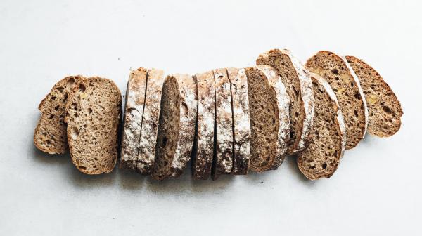 Aufgeschnittenes Brot
