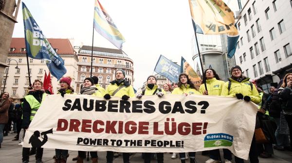 Foto von der Demo gegen die Gaskonferenz in Wien